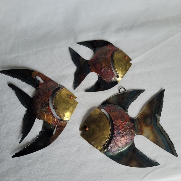 Brutalist Metal Set of 3 Fish Vintage Mixed Metals MCM Wall Decor - Picture 5 of 7